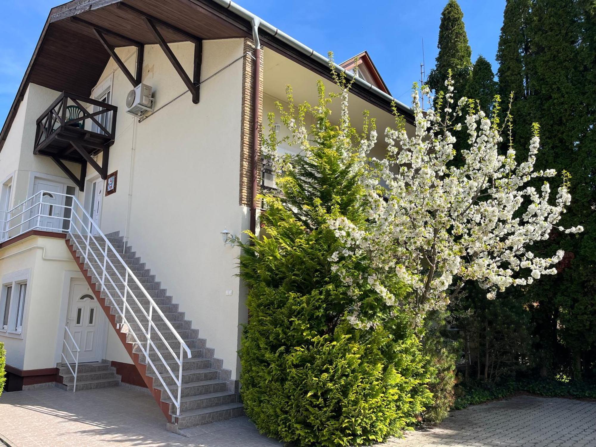 Jókai Apartmanház Hévíz Exterior foto
